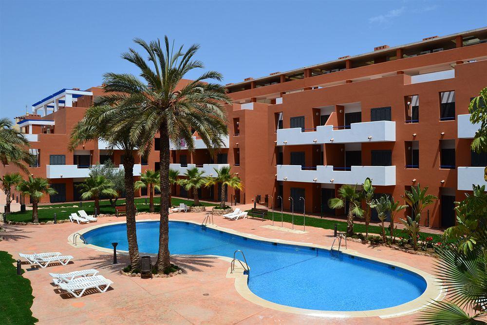 Apartamentos Turisticos Parque Tropical Vera Exterior photo